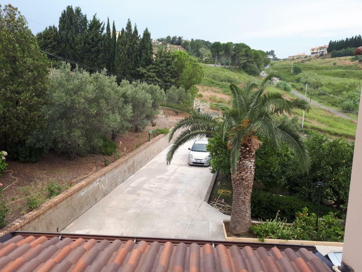 B&B La Collina Dei Poeti Catanzaro Ngoại thất bức ảnh